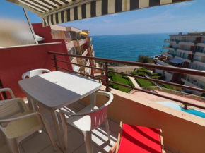 2 pièces cabine, WIFI, terrasse 6m², dernier étage à Sète - FR-1-472A-230